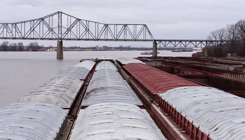 Marquette Transportation | river division | barges-800px